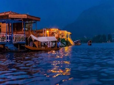 Srinagar Tour Package From Vadodara